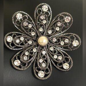 Vintage Black Rhinestone Flower Brooch with Faux Pearl Center